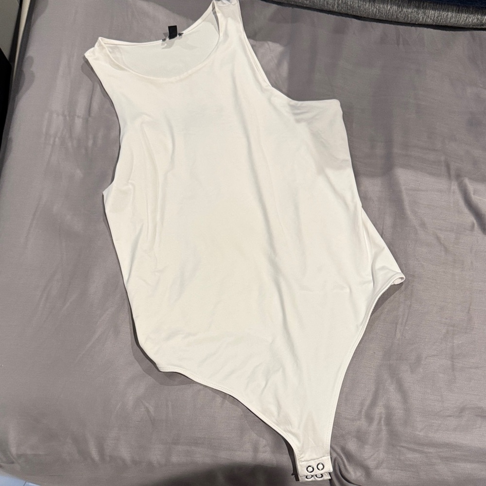Express Cream Bodysuit